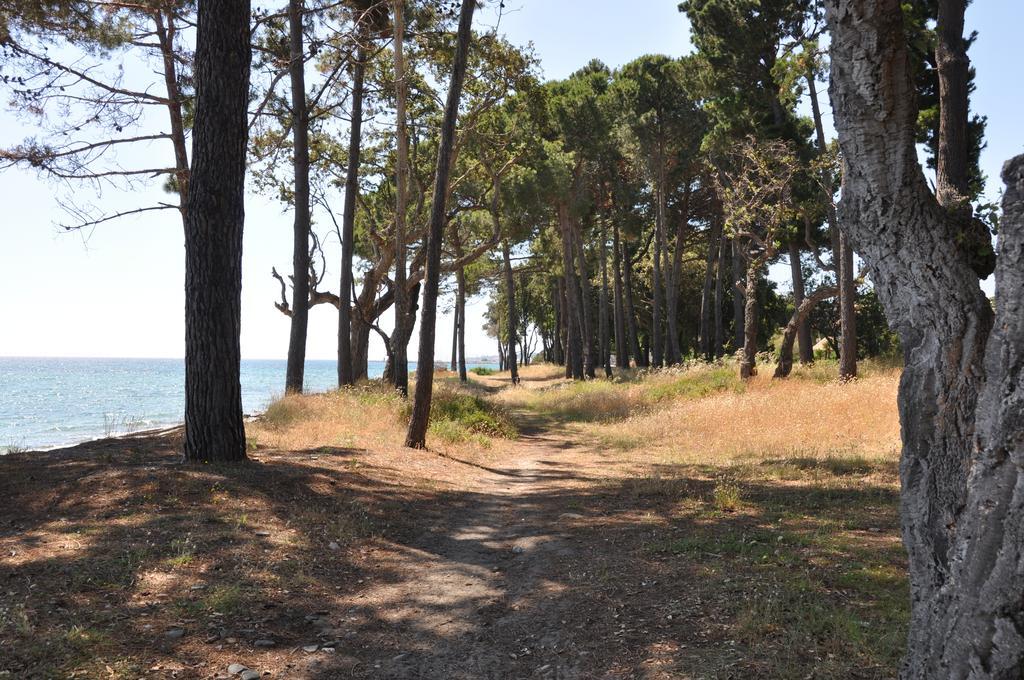 Апарт отель Sole E Mare Санта-Мария-Погжио Экстерьер фото